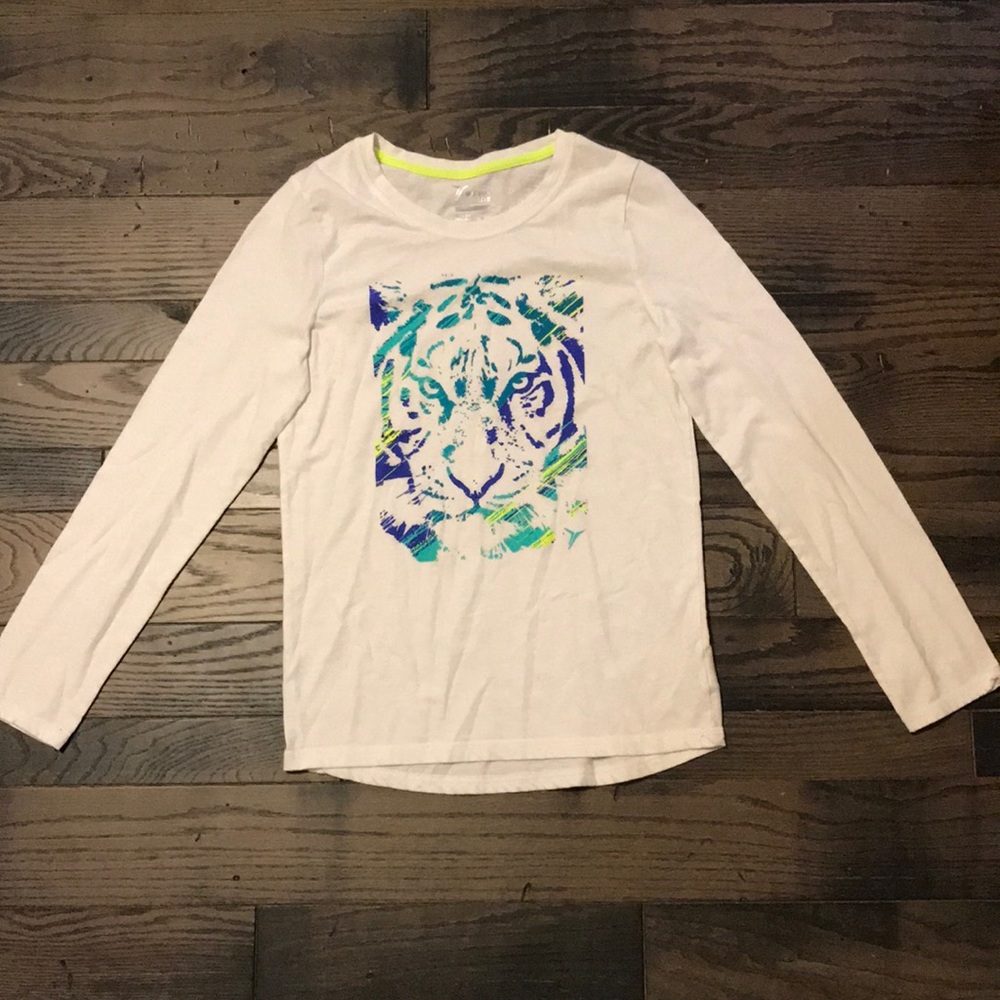 Long sleeve tee